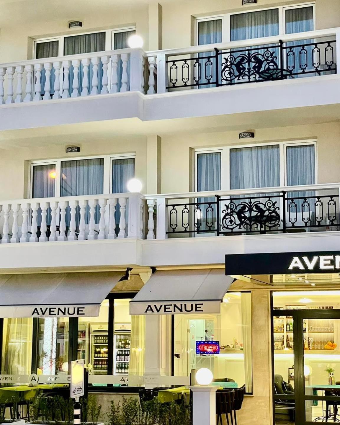 רבדה Hotel Avenue מראה חיצוני תמונה