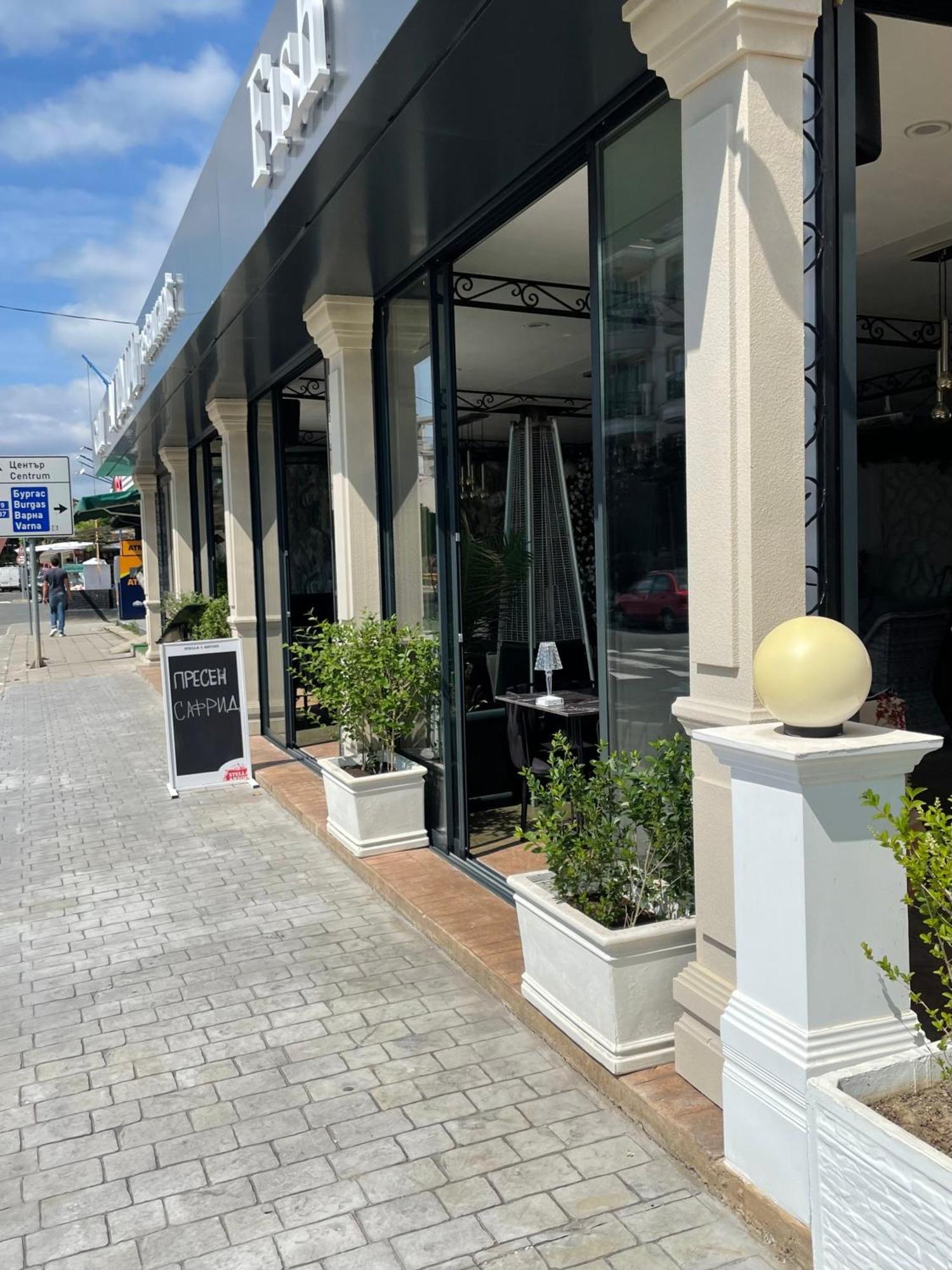 רבדה Hotel Avenue מראה חיצוני תמונה
